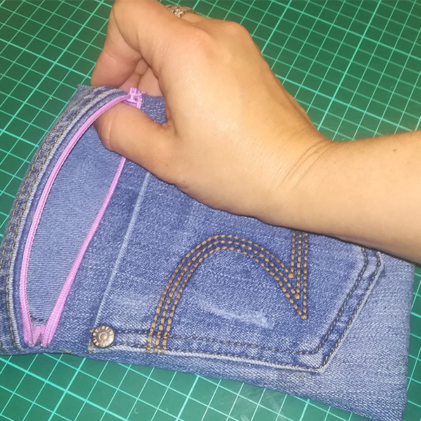 SEW SIMPLE PENCIL BAG DIY BOSTIK   Bostik DIY South Africa Tutorial Sew Simple Pencil Bag Step 3.2 