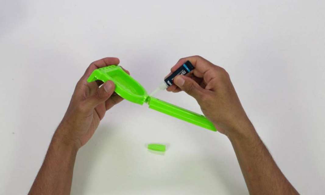 How to repair broken plastic toys with glue | Bostik UK