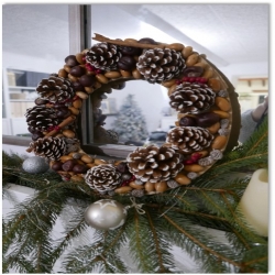 Bostik DIY Natural Christmas Wreath title