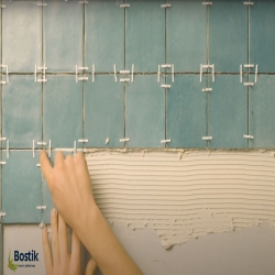 Bostik DIY France how to glue your tiles banner image