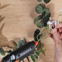 Thai tutorial wreath banner
