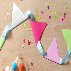 Thai tutorials Bunting project