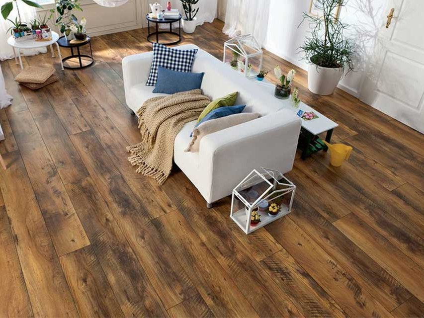 Bostik DIY Russia news how to protect your laminated floor article banner image