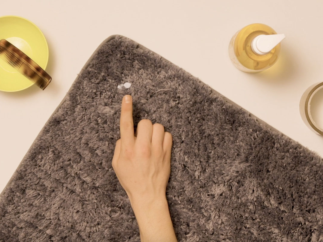 Bostik DIY Hong Kong how to remove Blu Tack from carpet step 1