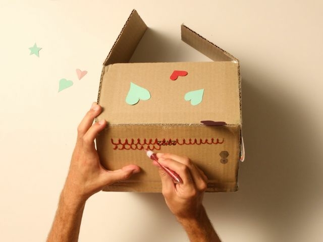 DIY Bostik UK Ideas & Inspiration - DIY cardboard doll house 9