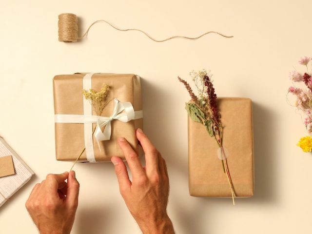 DIY Bostik UK Ideas & Inspiration - Sustainable gift wrapping 6