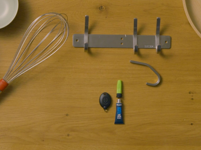 Bostik DIY South Africa tutorial how to fix a metal hook with Fix Flash step 1