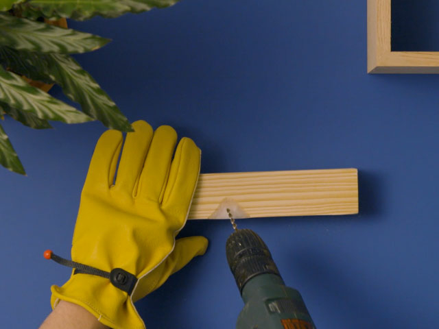 Bostik DIY Bulgaria how to repair wood with turbo inject step 3