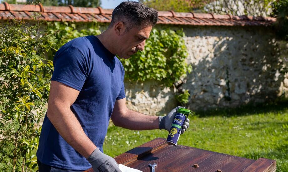 Bostik DIY Poland sposob na zapieczona srube teaser image