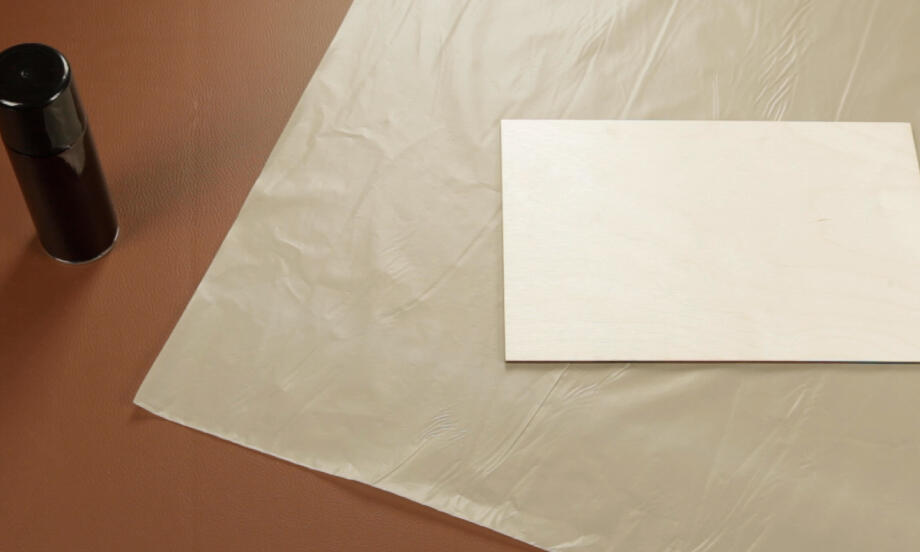 Bostik DIY Moldova Romania how to fix corkboard with spray contact glue teaser image