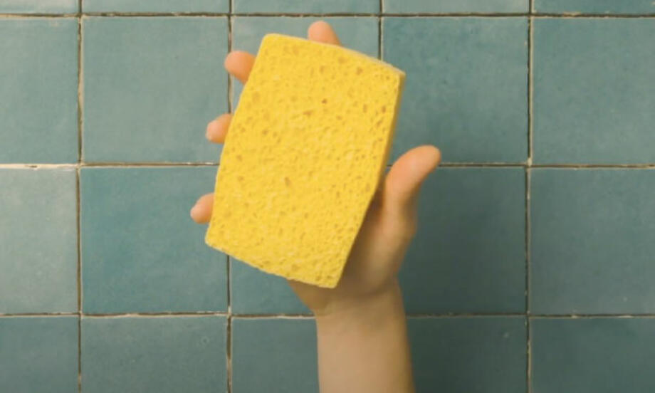 Bostik DIY Moldova Romania how to remove adhesive from tiles teaser image