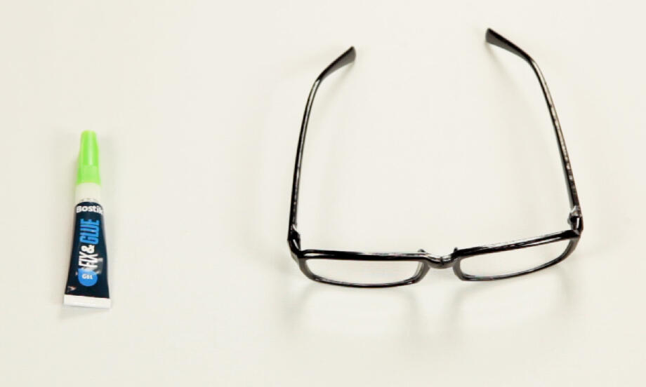 Bostik DIY Moldova Romania how to repair broken glasses with fix glue teaser image