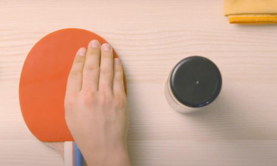 Bostik DIY Moldova Romania how to use spray glue teaser image