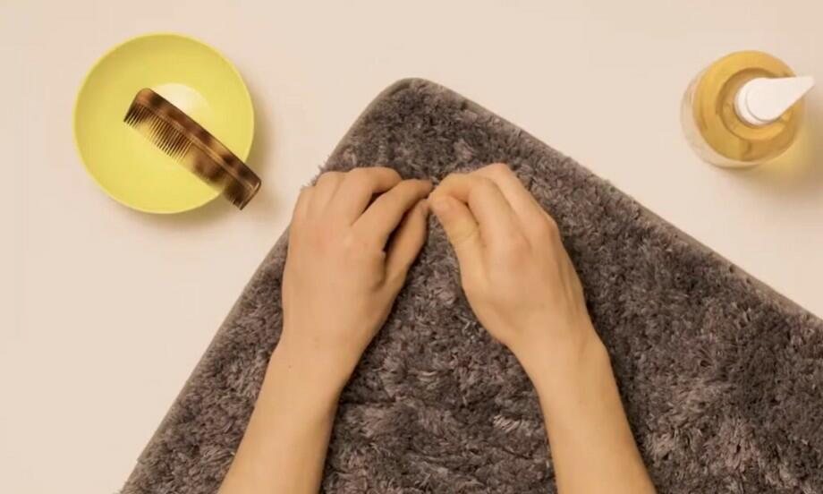 Bostik DIY Poland how to remove blu tack from carpet teaser image