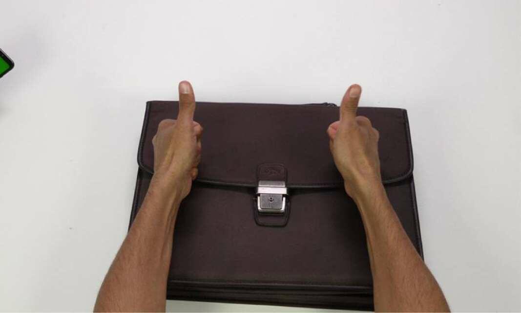 UK Ideas Inspiration Repair a Bag clasp with super glue teaser