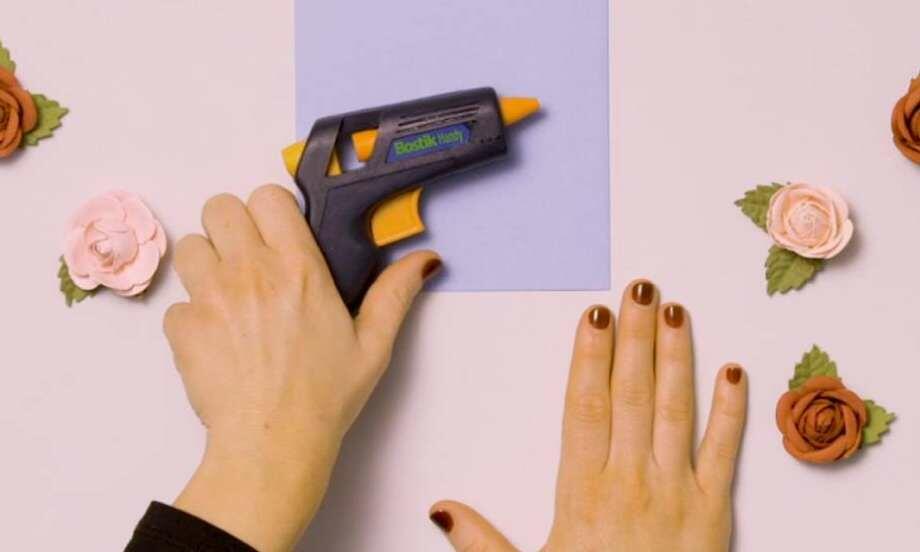 Ireland how to use Glue Gun teaser