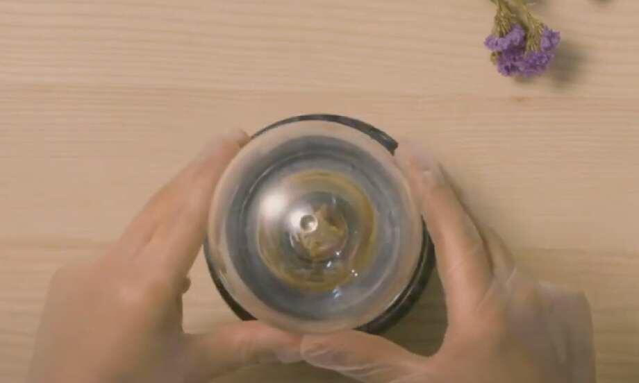Poland Tutorial How to repair a glass lamp teaser image
