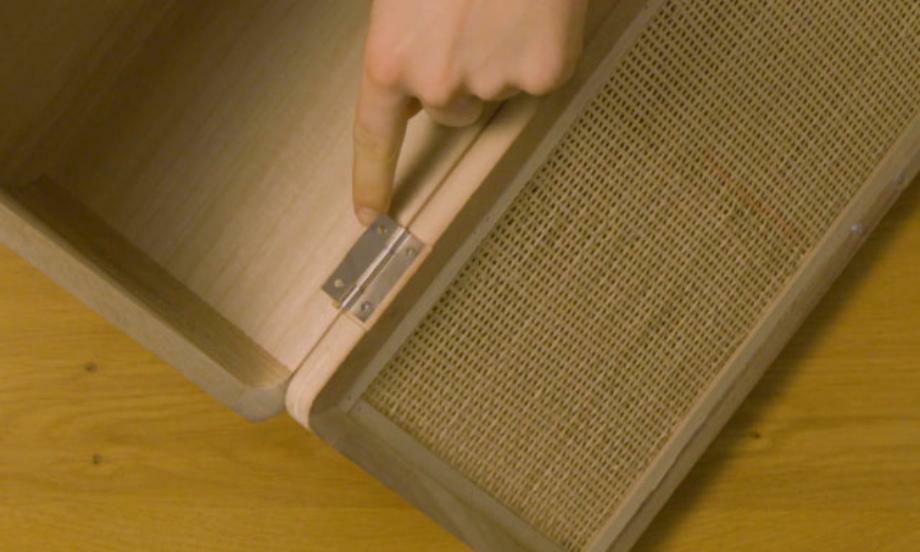 Bulgaria how to repair furniture with turbo inject teaser