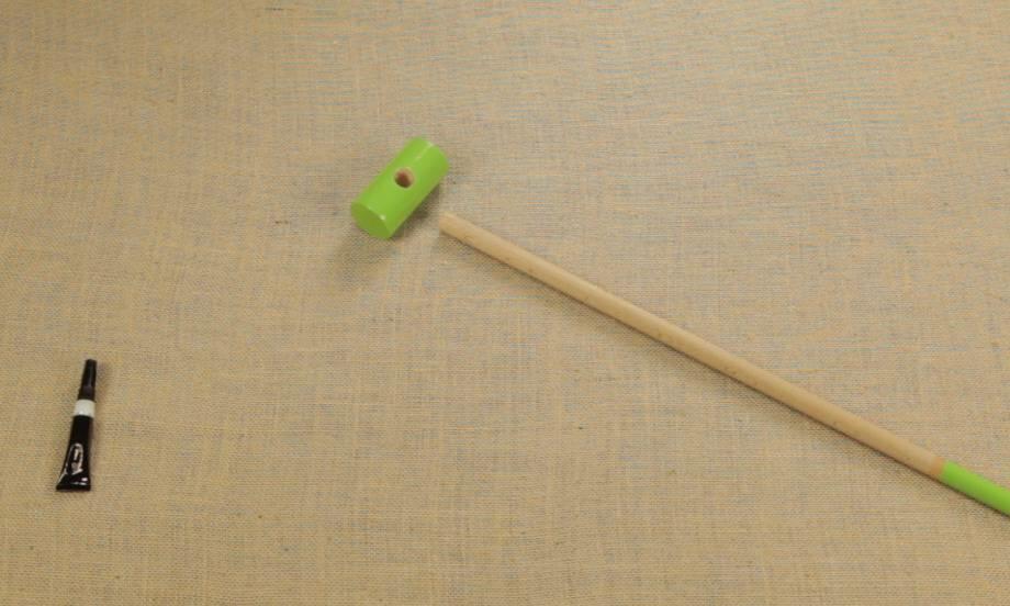 Moldova RO how to repair toy with glue teaser image