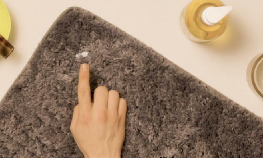 Philippines remove blu tack from carpet teaser image