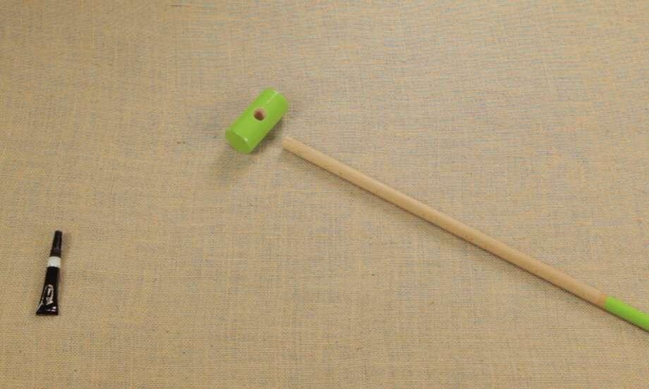 Romania how to repair toy with glue teaser image