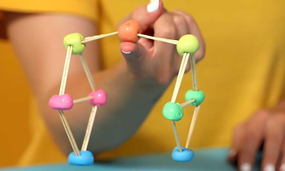 Hong Kong EN tutorial finger balance teaser image