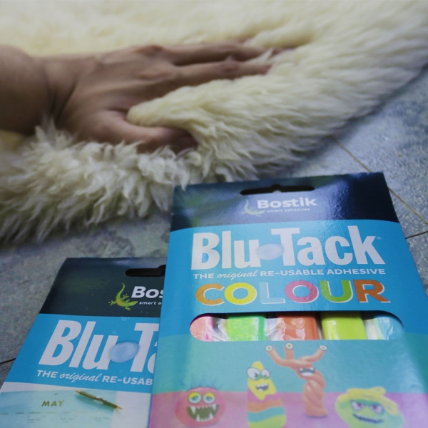 Bostik DIY Philippines tutorial How to Keep Your Floor Rugs in Place Using Blu Tack step 3