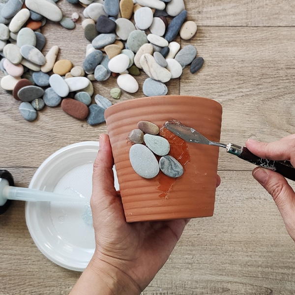 Bostik DIY Greece tutorial Flower Pots step 16
