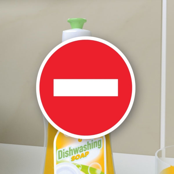 Bostik DIY Lithuania tutorial smoothing spray vs dishwashing soap step 1