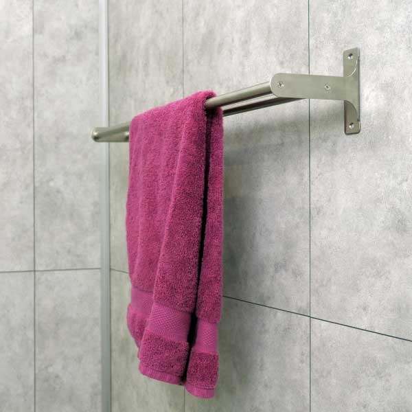 Bostik DIY Germany tutorial How to fix a towel rack teaser image