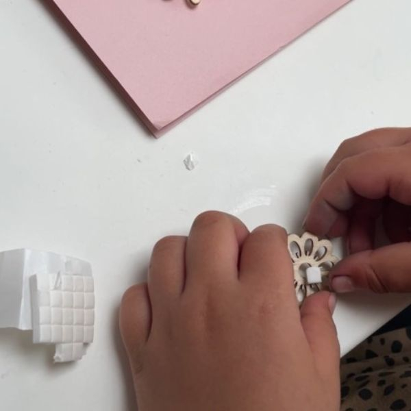 DIY Bostik UK Ideas & Inspiration 3D card using foam pads - 2
