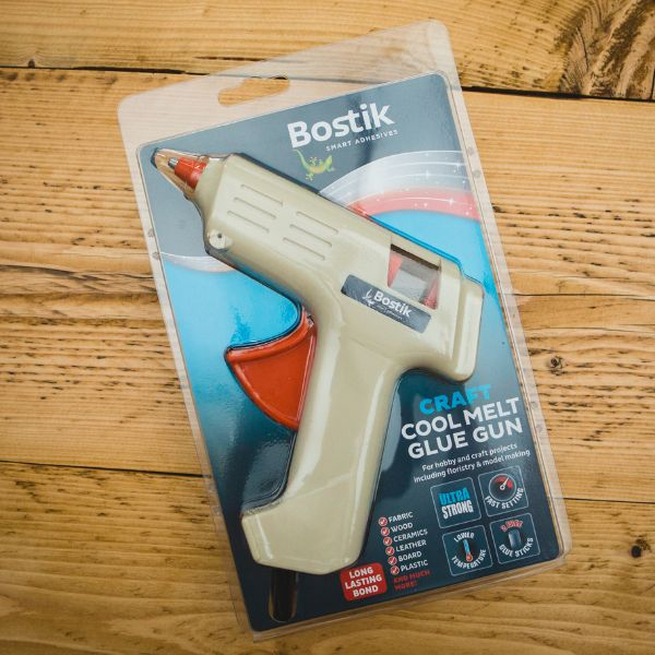 DIY Bostik UK Repair Craft Cool Melt Glue Gun - Application image 2