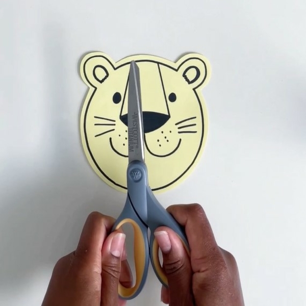 DIY Bostik UK Ideas & Inspiration Easy Lion Craft Activity - 2