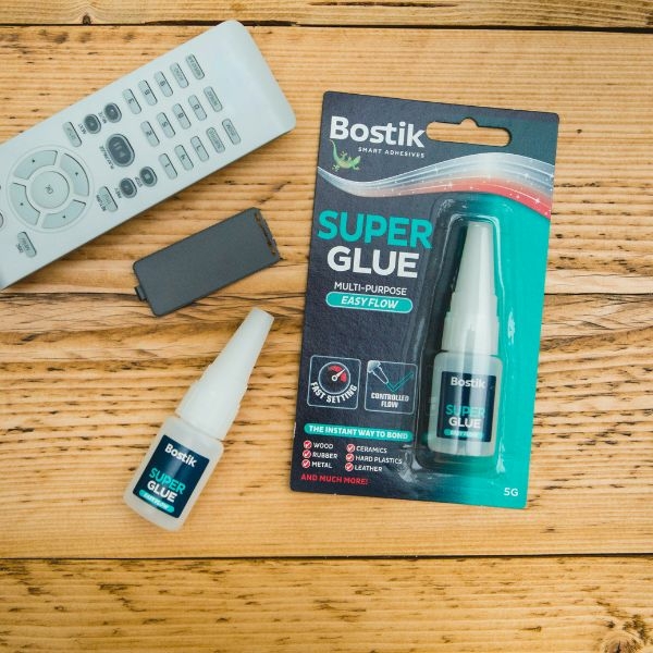 DIY Bostik UK Repair & Assembly - Super Glue Easy Flow app 1