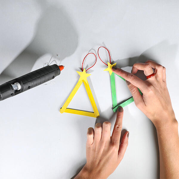 bostik-diy-australia-tutorial-christmas-tree-decorations-Step-3