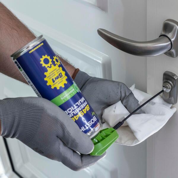 Bostik DIY Poland spray do drzwi step 2