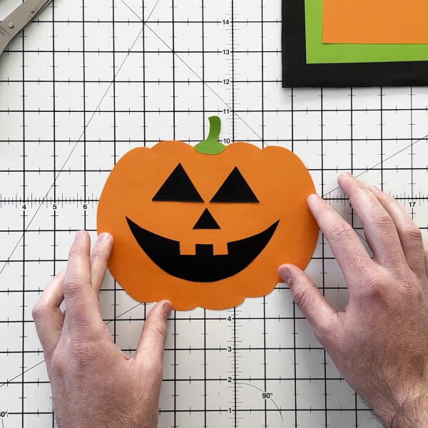 Bostik DIY Hong Kong Mandarin Chinese Tutorial Halloween Pumpkin Step 5