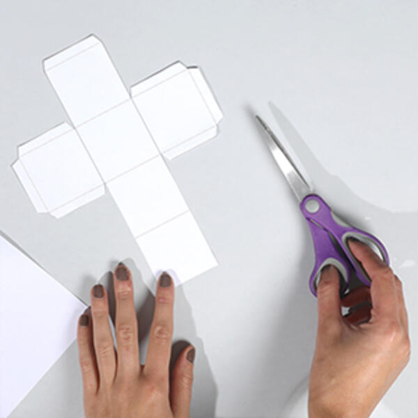 Bostik DIY Hong Kong Mandarin Chinese tutorial Self Esteem Dice Step1