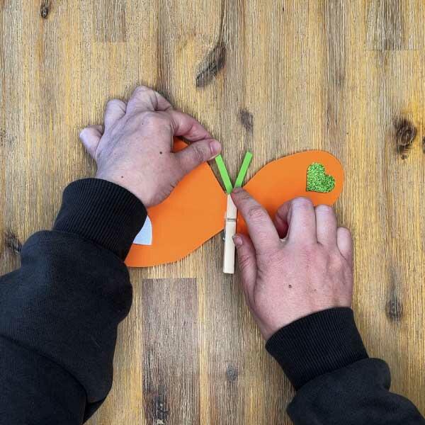 Bostik  DIY  uk  Tutorial  Butterfly  Step  4