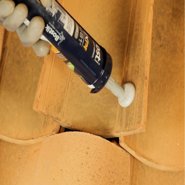 Bostik DIY Moldova Romania Cum lipesti o tigla ceramica semicirculara pas 3