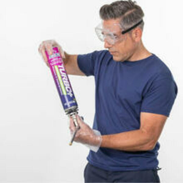 Bostik DIY Moldova Romania Safety Tips step 4