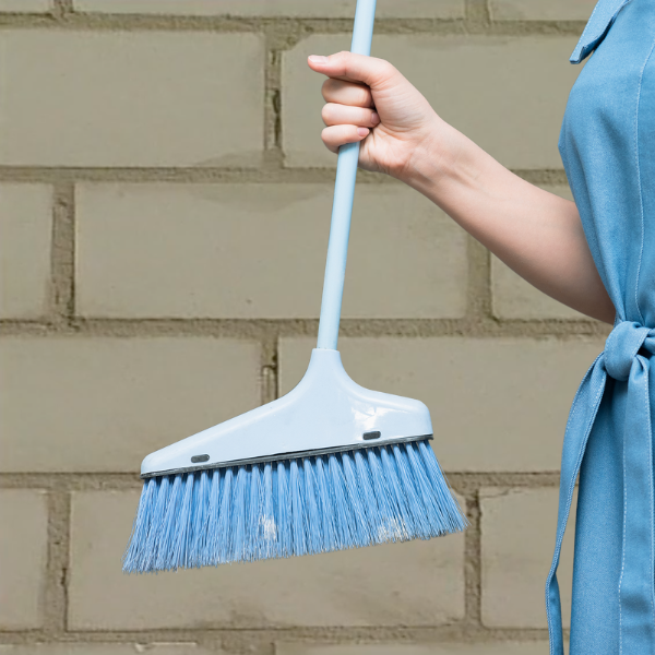 Bostik DIY Moldova Romania Waterstop hidroizolarea peretilor exteriori ai subsolului Step 1 600x600