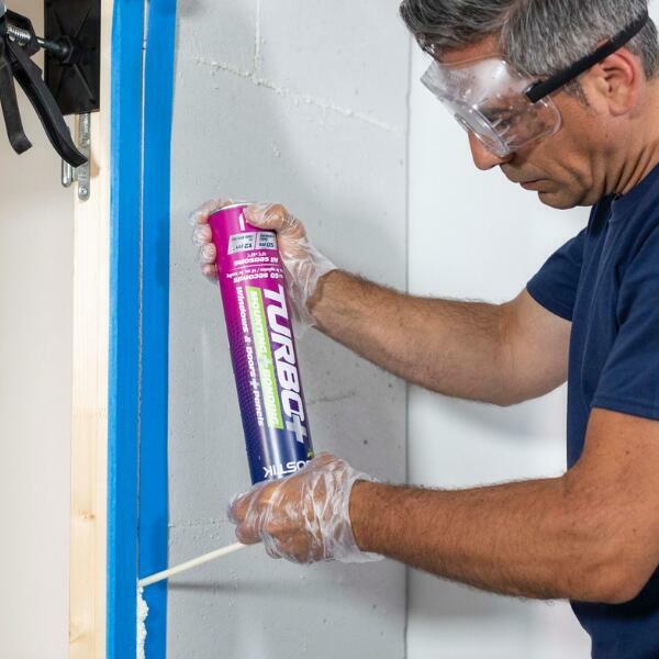 Bostik DIY Moldova Romania how to Mount a door step 11