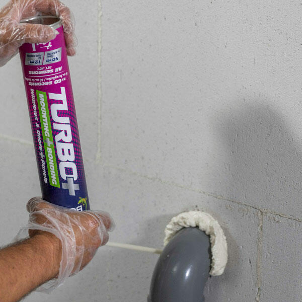 Bostik DIY Moldova Romania tutorial Bond a drain tube step 6 straw