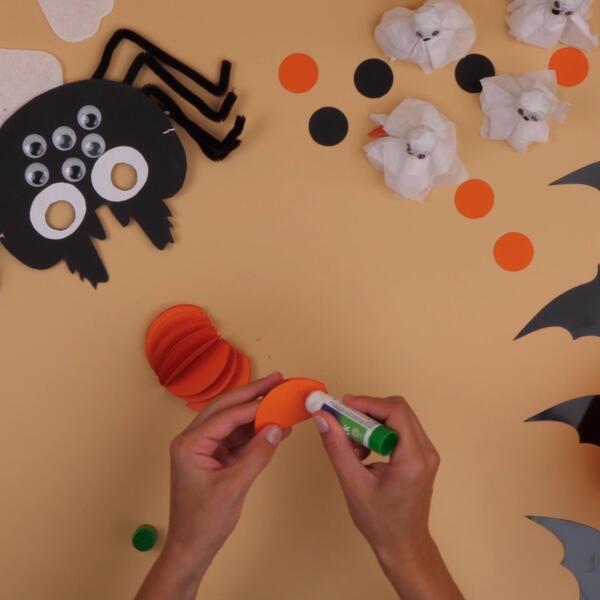 Bostik DIY United Kingdom tutorial halloween garland step 3