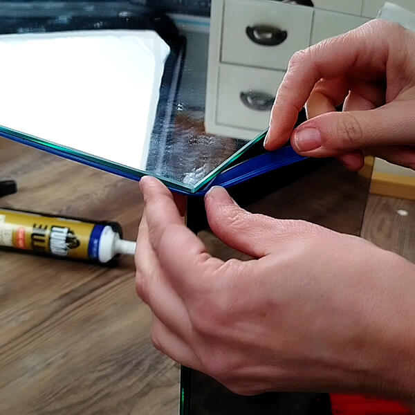 Bostik DIY Greece Tutorial MirrorCube Image 1080x1080 07