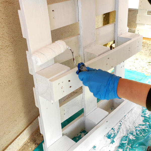 Bostik DIY Greece Tutorial Trolley Image 1080x1080 05