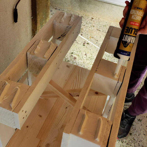 Bostik DIY Greece Tutorial Trolley Image 1080x1080 10