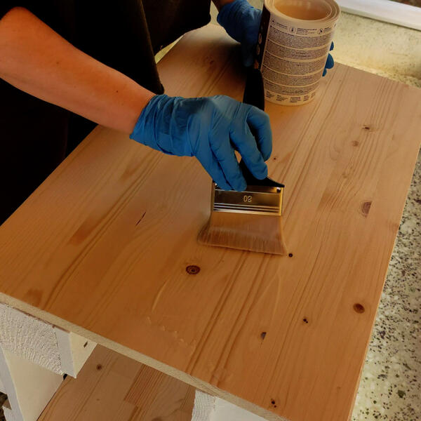 Bostik DIY Greece Tutorial Trolley Image 1080x1080 11