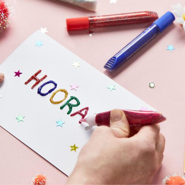 Bulgaria Glitter Glue application 1